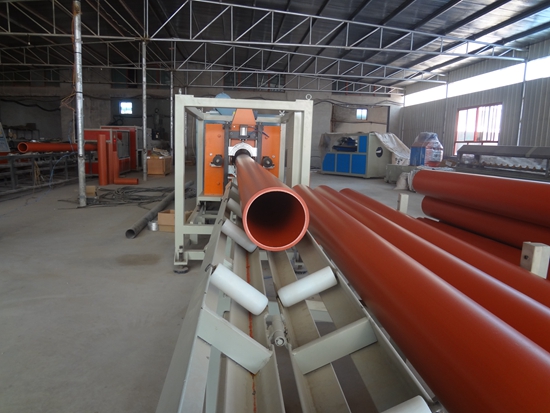 MPP高性能電纜保護(hù)套管設(shè)備 (3)