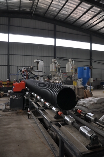 鋼帶增強(qiáng)聚乙烯（PE）螺旋波紋管 (16)