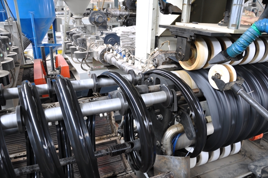 鋼帶增強(qiáng)聚乙烯（PE）螺旋波紋管 (14)